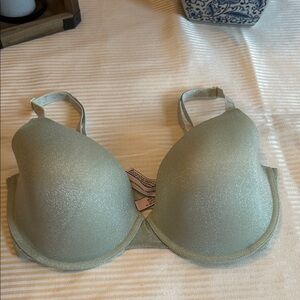 Victoria's Secret Shimmering Tee-Shirt Bra